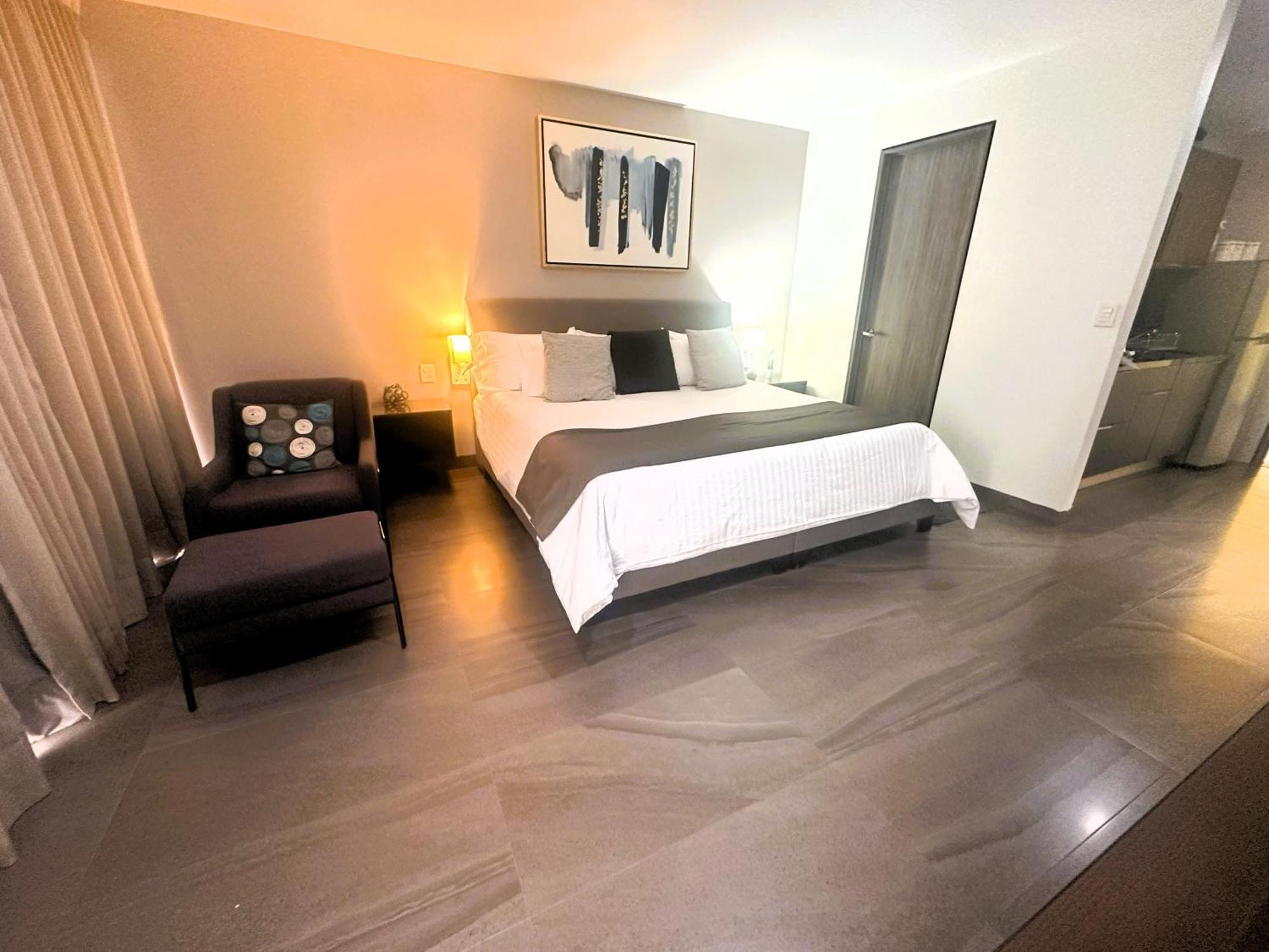 Апарт отель Arboleda 5 Luxury Lofts Силао Экстерьер фото